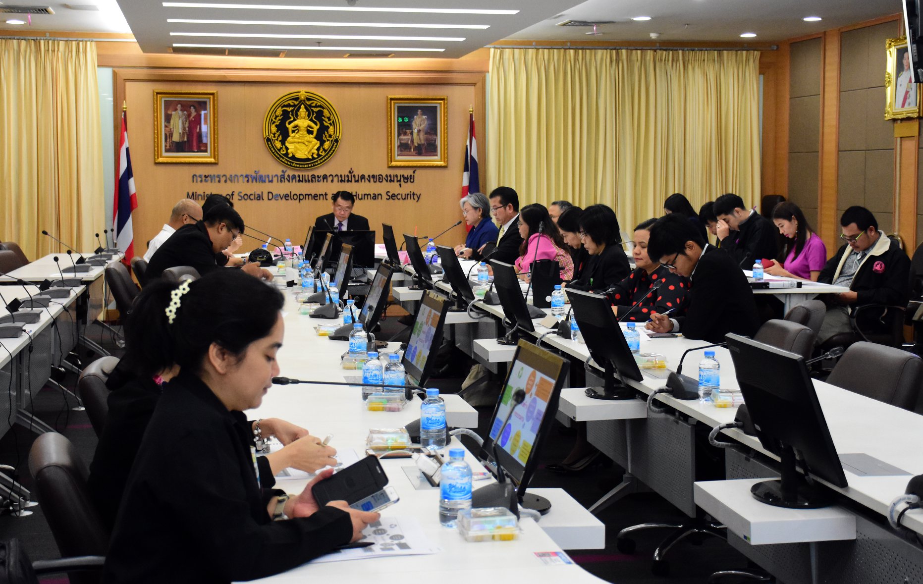ประชุม Conference ชี้แจงโครงการ Flagship Social Smart City และโครงการสังคมไทยไร้ความรุนแรง ร่วมกับสำนักงานพัฒนาสังคมและความมั่นคงของมนุษย์จังหวัด 